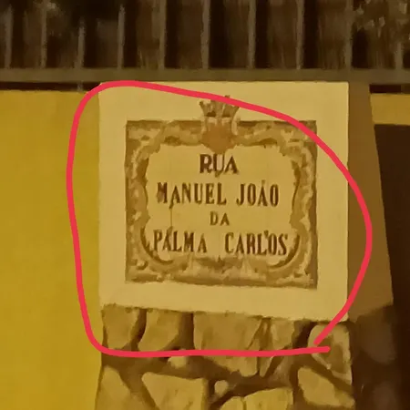 Daniel E Sara *